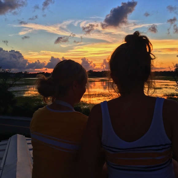 Meet your Posher, Julia - Picture 1 of 1